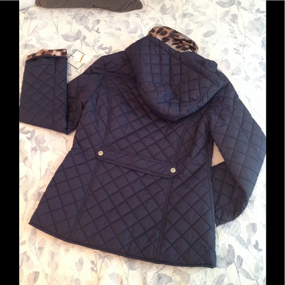 🎁NWT Laundry Shelli Segal LA Navy quilted coat S M or L - Picture 3 of 8